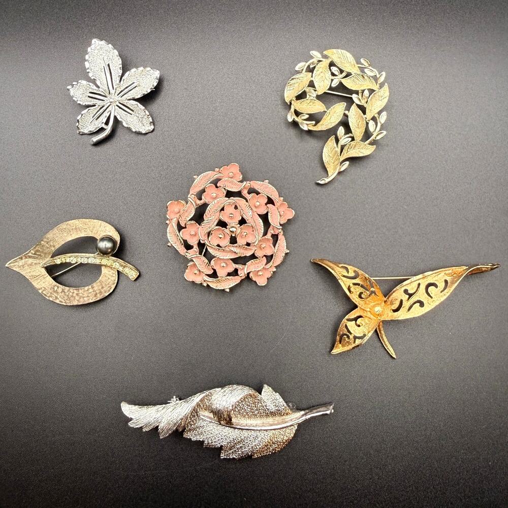 Lot 6 Vintage Brooches Lisner Coro BSK Sarah Cov Floral Leaves Pink Enamel MCM